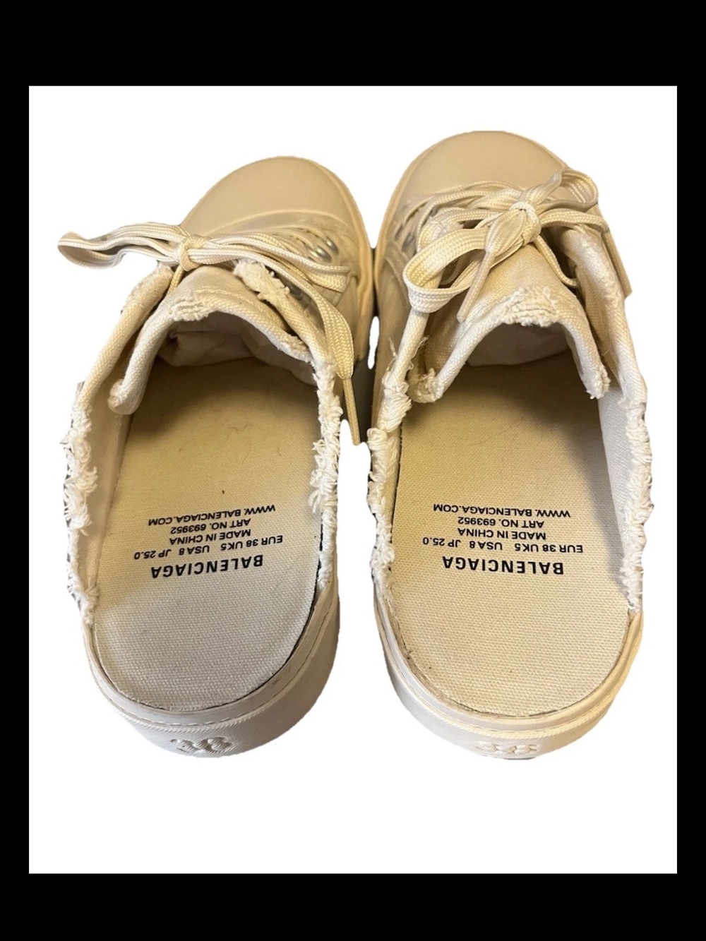 Balenciaga PARIS Cream Canvas Slip-On/MULE Sneakers  BRAND NEW NEVER WORN 38